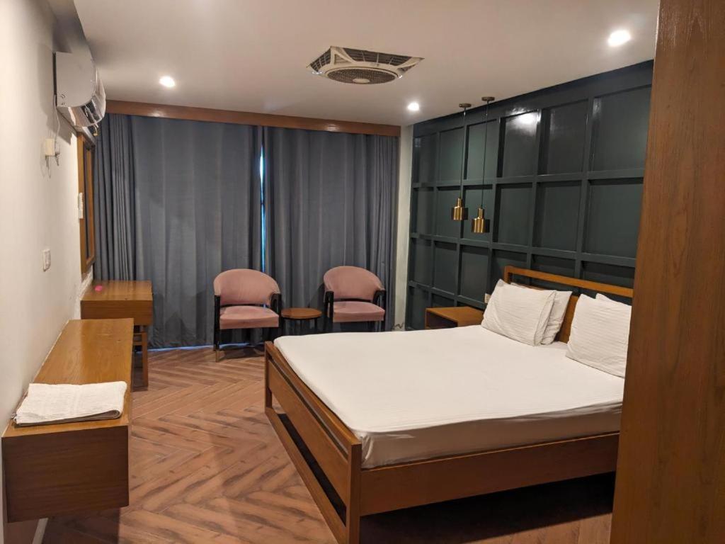 Lavish Hotel Rawalpindi Exterior foto